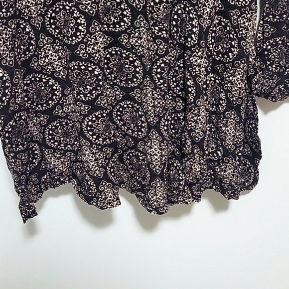 Forever 21 Medallion Print Trapeze Dress - Picture 7 of 11